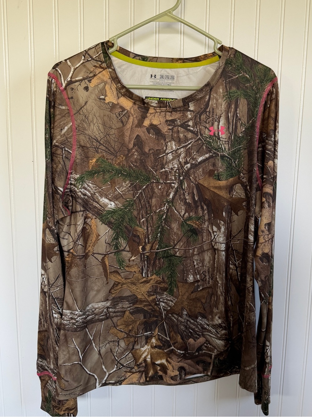 Under Armour Realtree Camo Long Sleeve Scent Control Women’s 2XL Hunting Outdoor